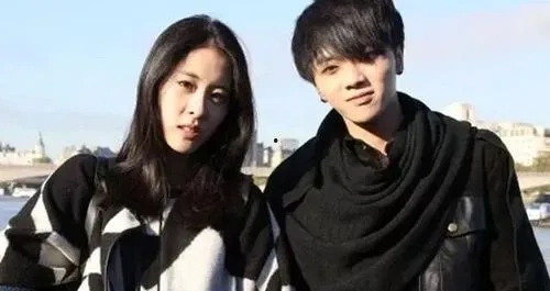 明星秘密恋情曝光